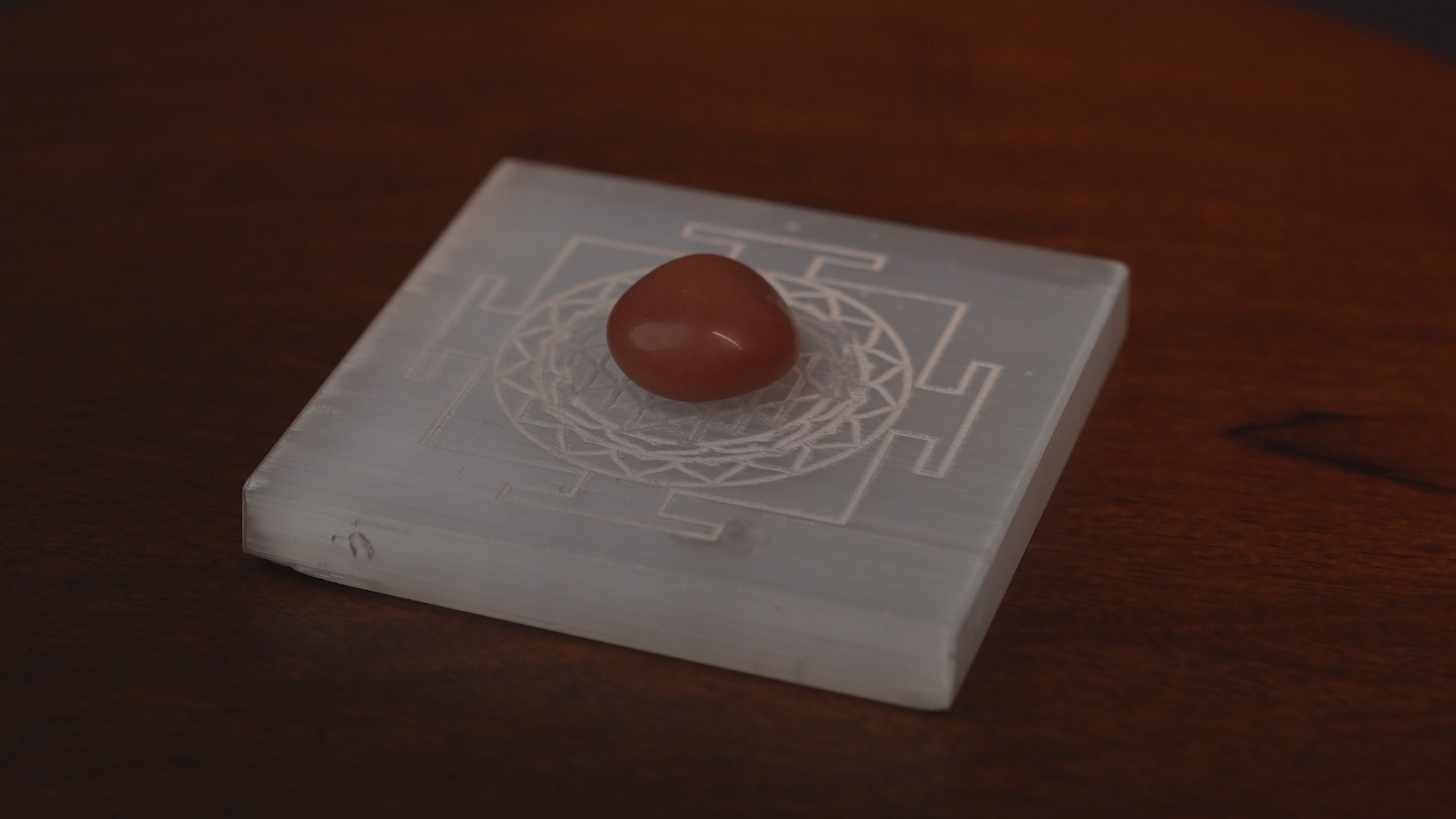 Power Plate (African Sunstone + Thick Selenite Plate)￼